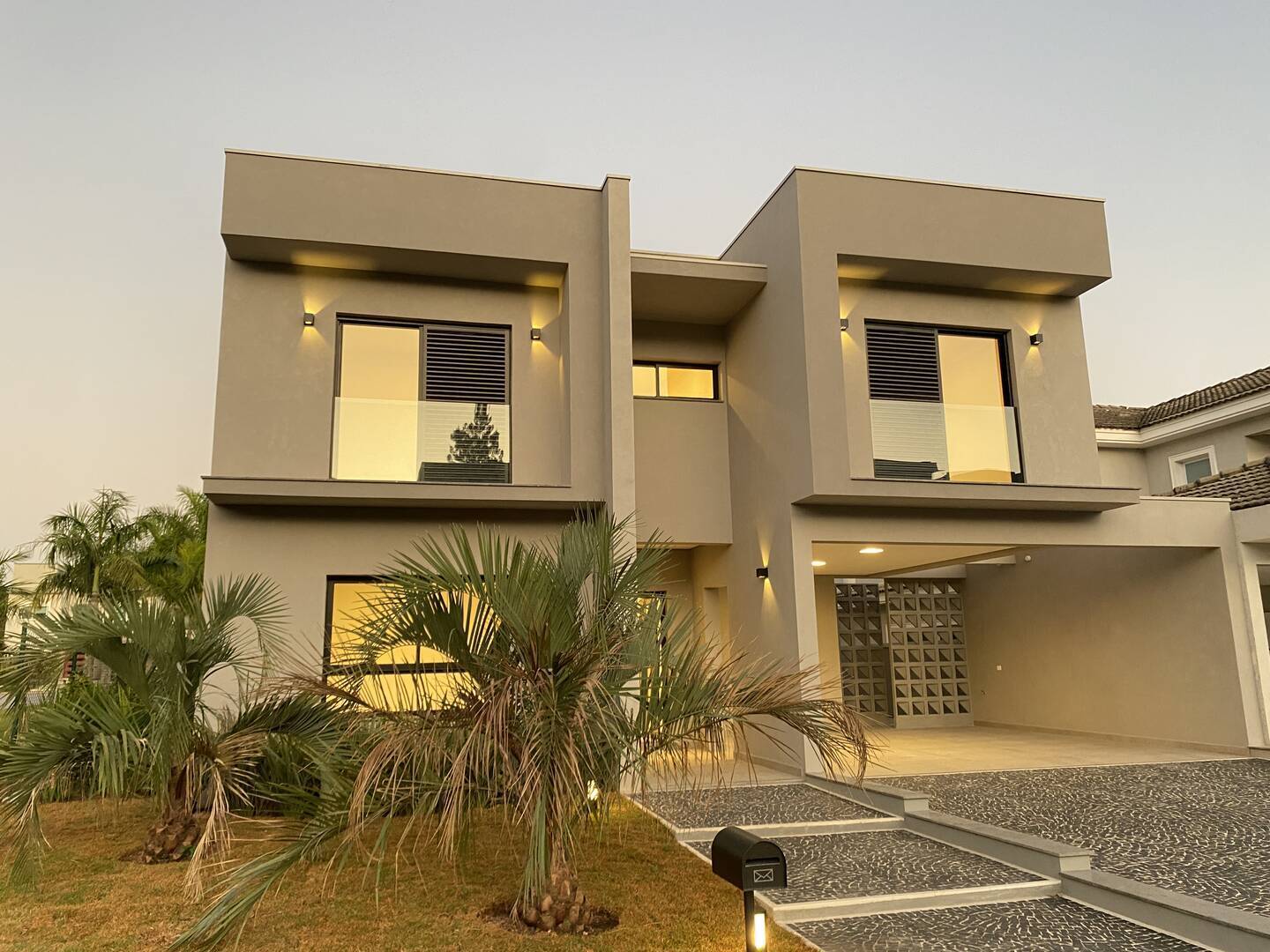 #186 - Casa para Venda em Santana de Parnaíba - SP