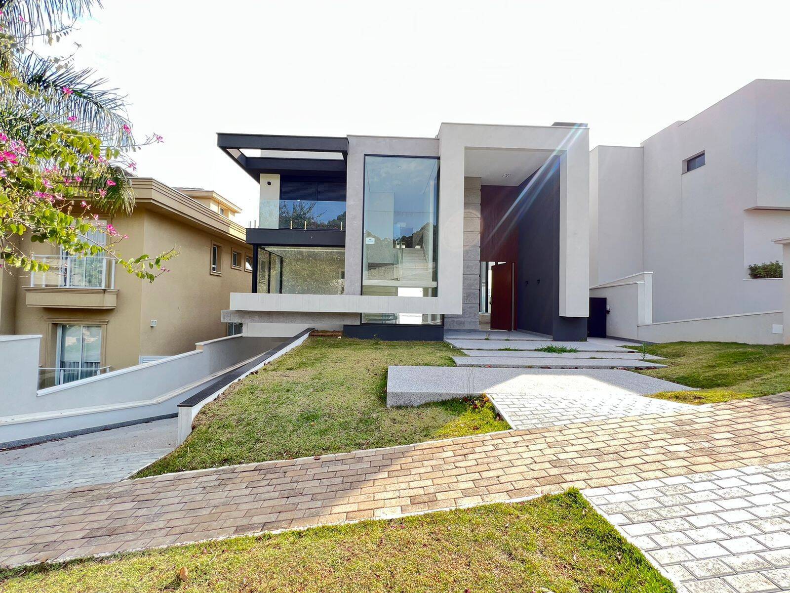 #241 - Casa em condomínio para Venda em Santana de Parnaíba - SP