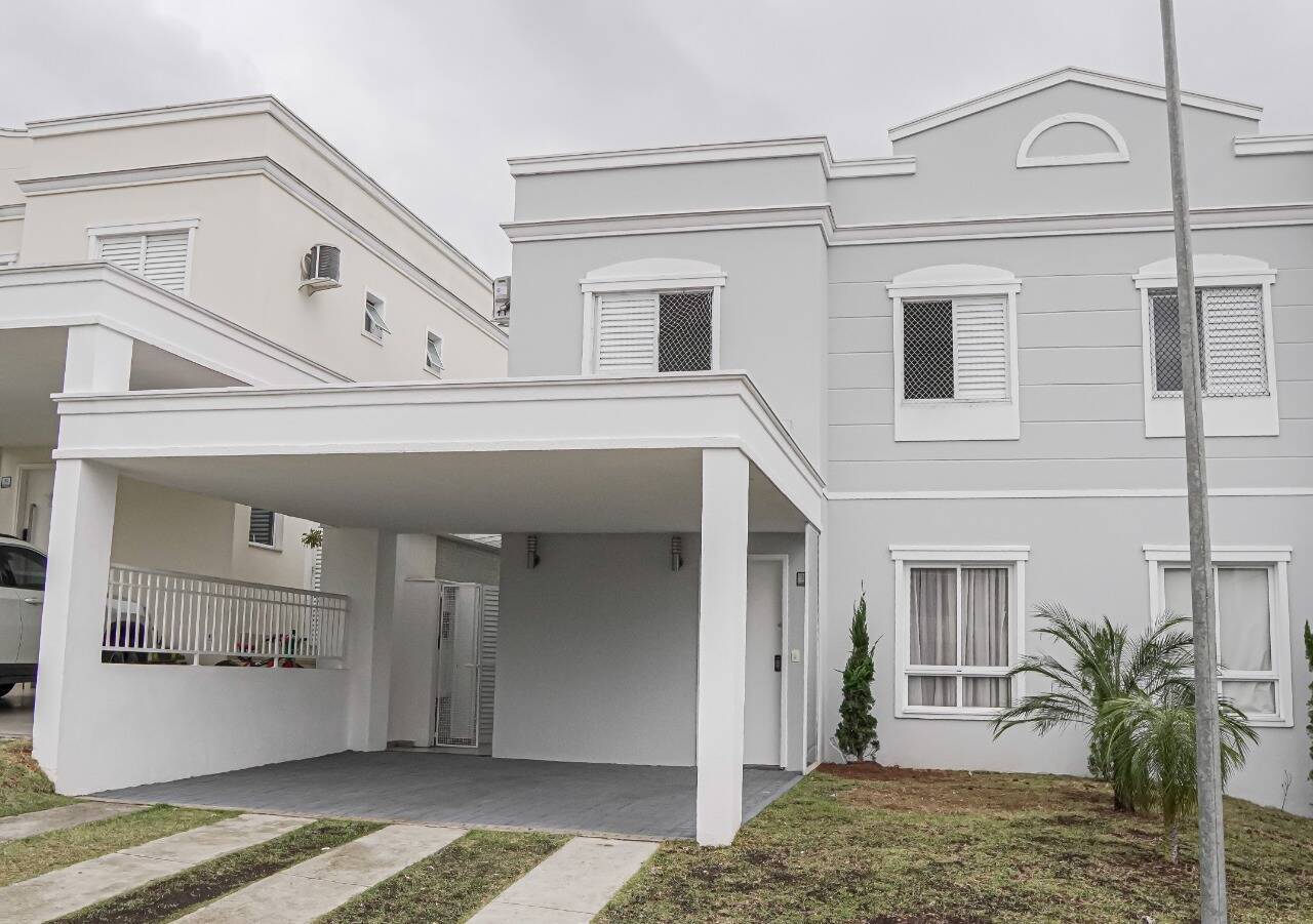 #251 - Casa para Venda em Santana de Parnaíba - SP