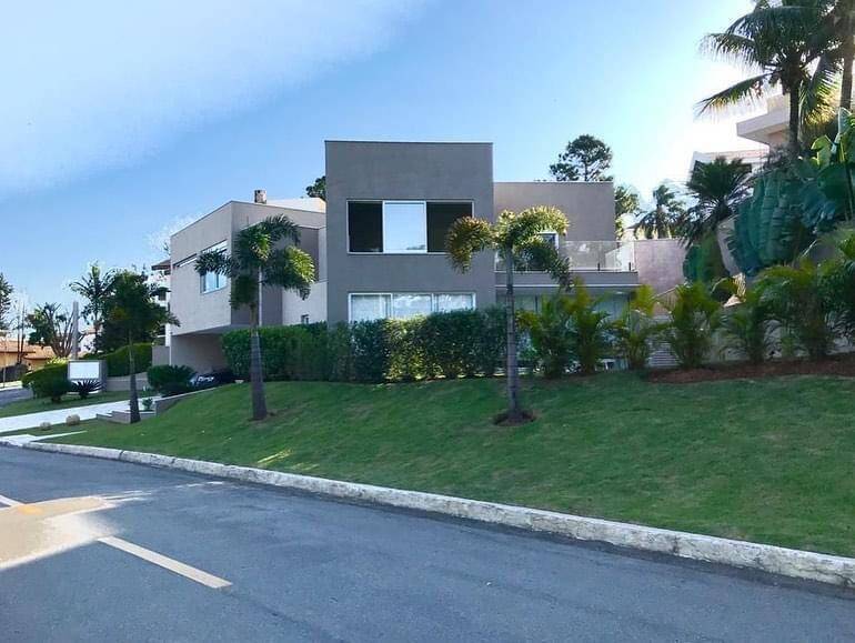 #261 - Casa para Venda em Santana de Parnaíba - SP