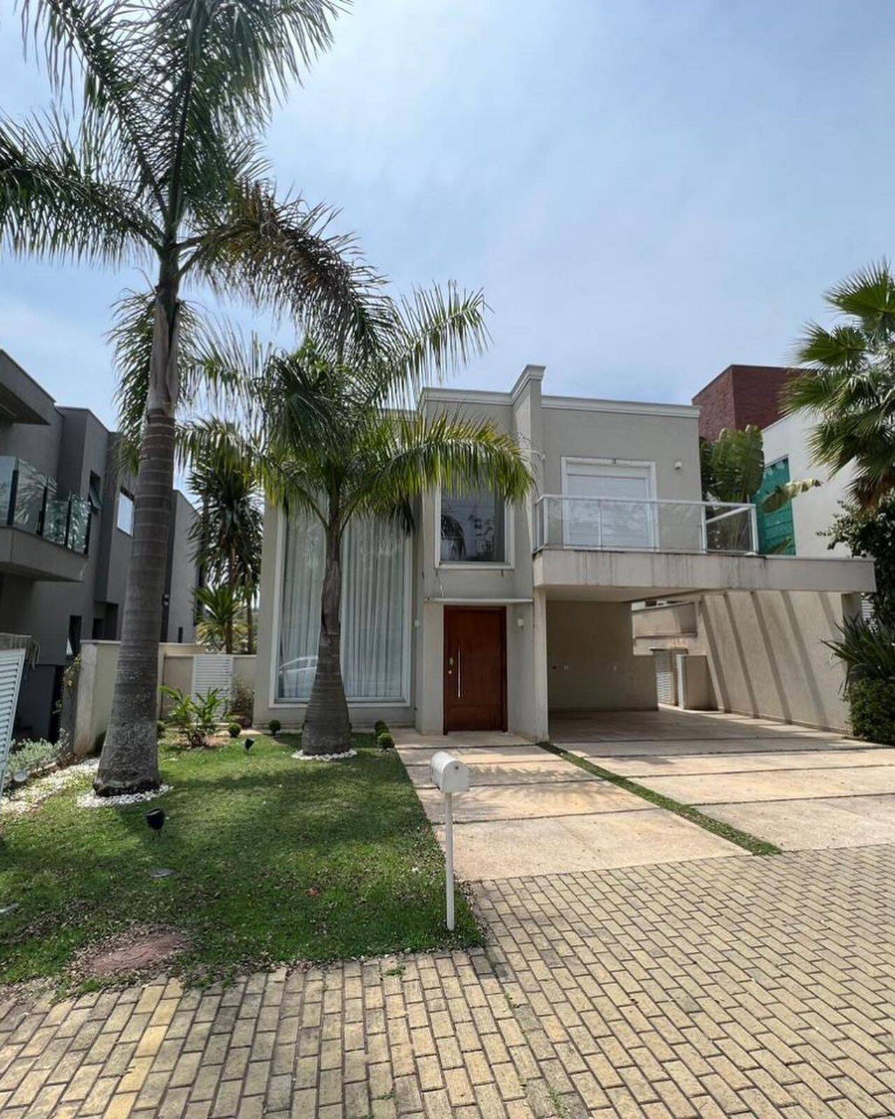 #290 - Casa para Venda em Santana de Parnaíba - SP