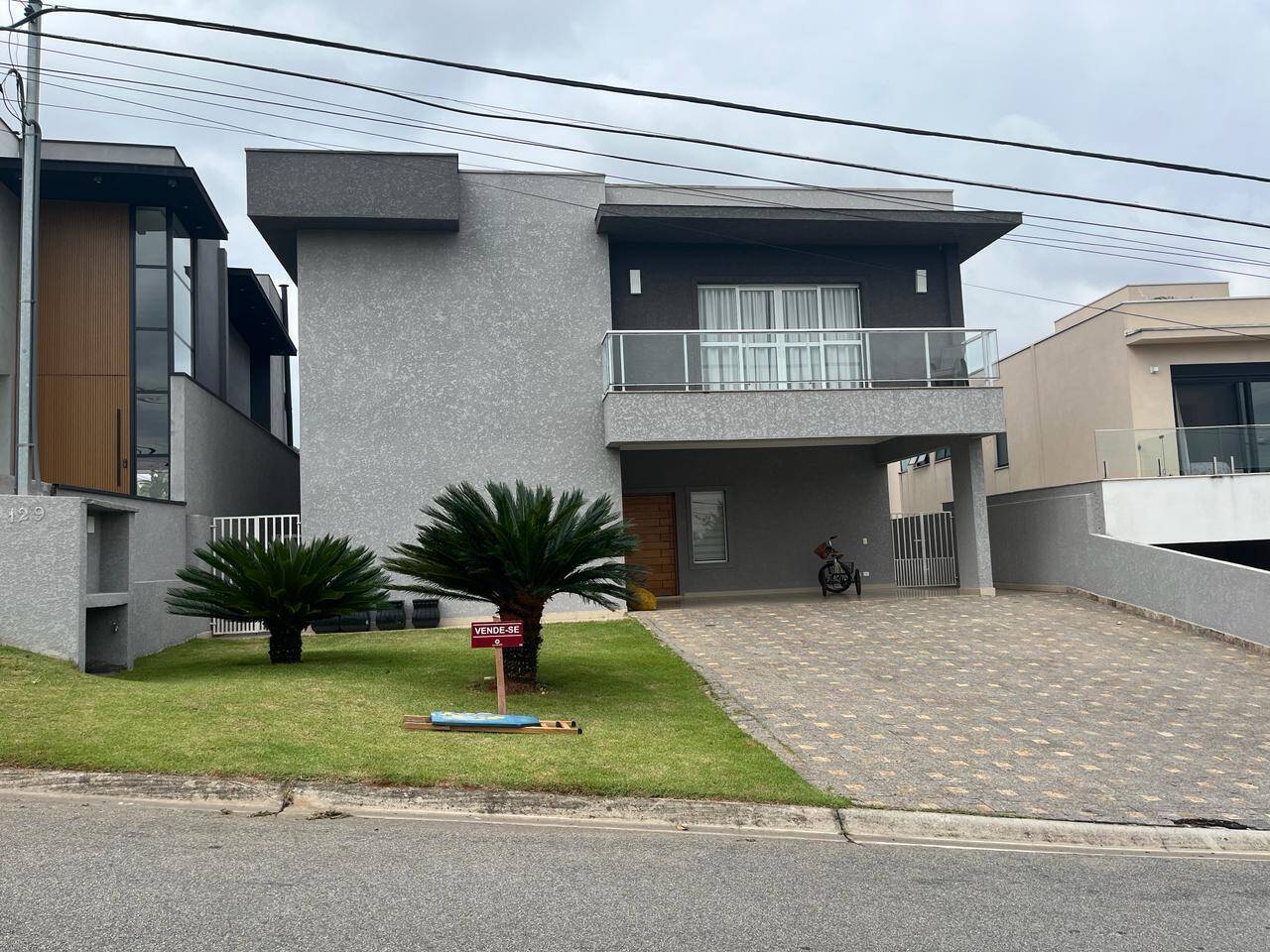 #430 - Casa em condomínio para Venda em Jandira - SP