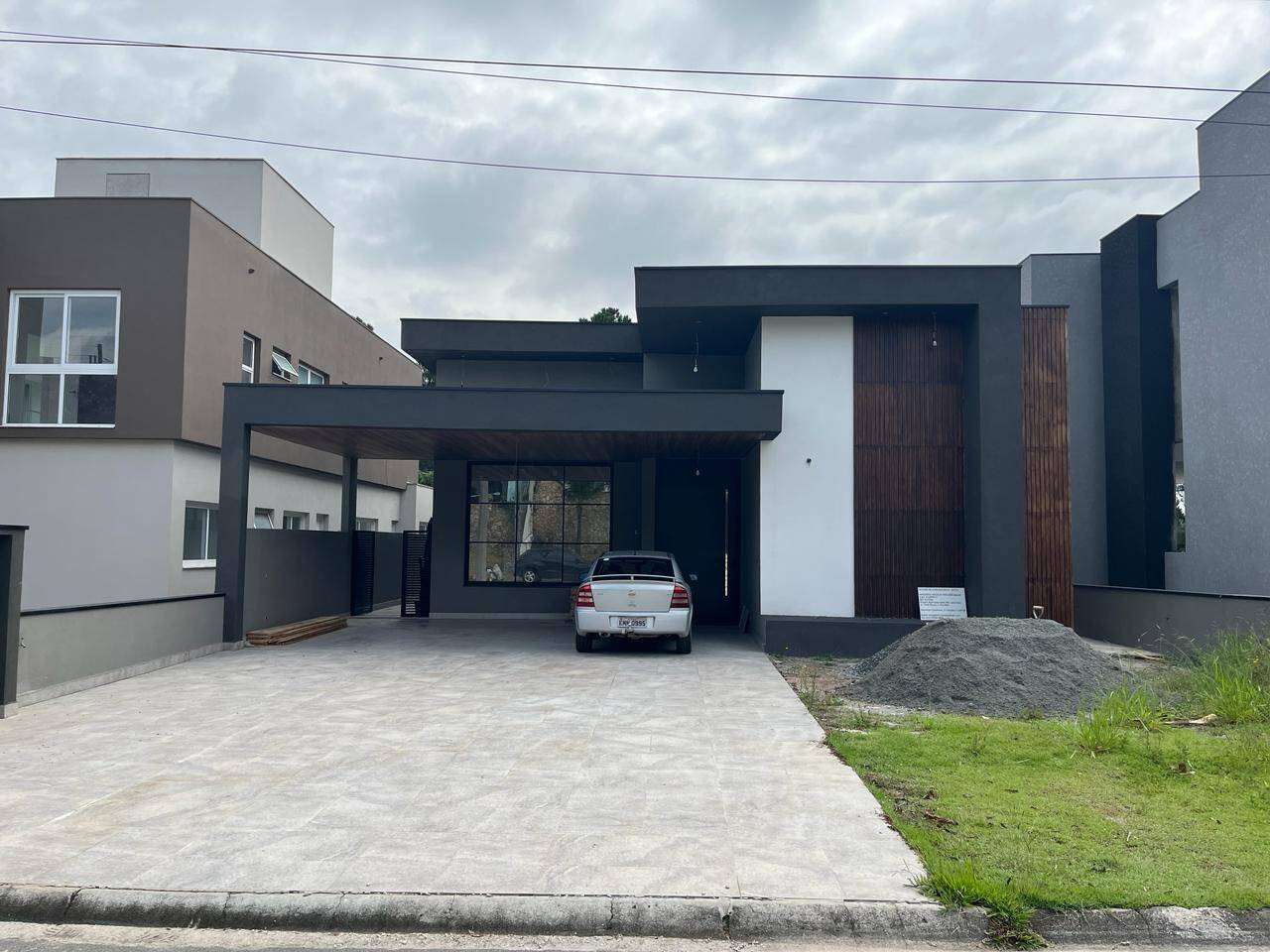 #445 - Casa em condomínio para Venda em Jandira - SP