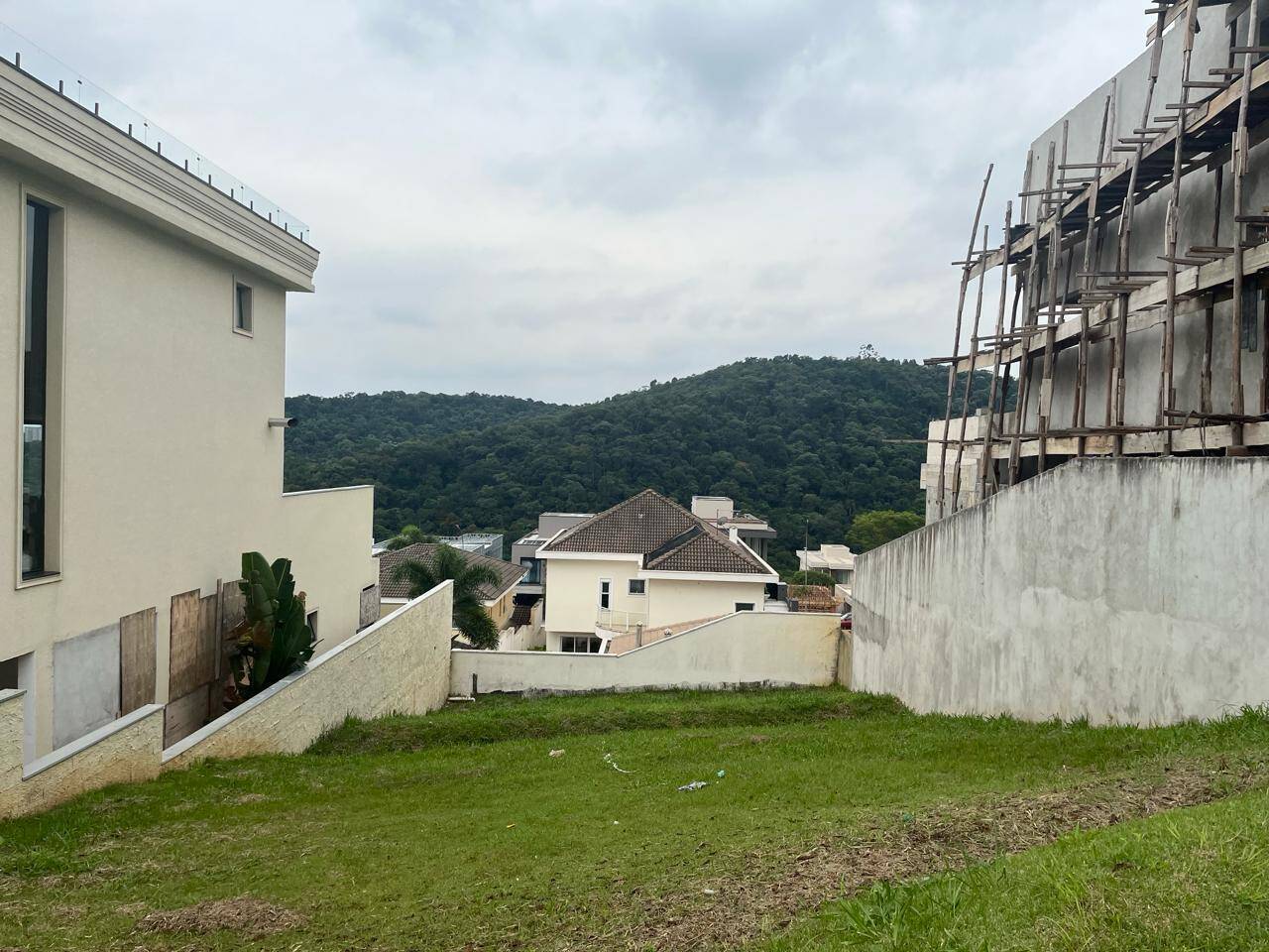 #499 - Terreno em condomínio para Venda em Santana de Parnaíba - SP