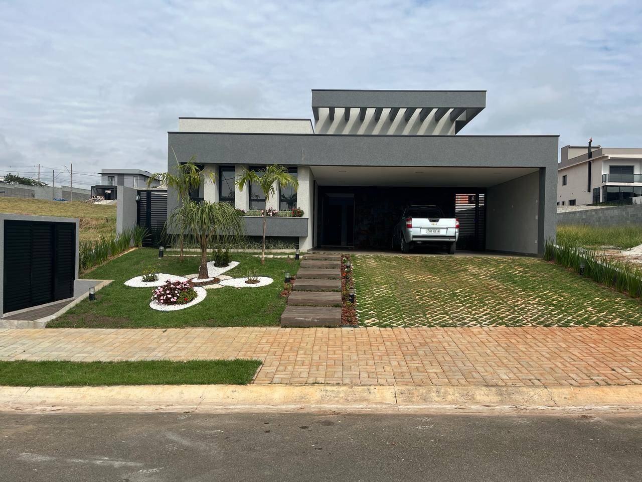 #532 - Casa em condomínio para Venda em Vargem Grande Paulista - SP