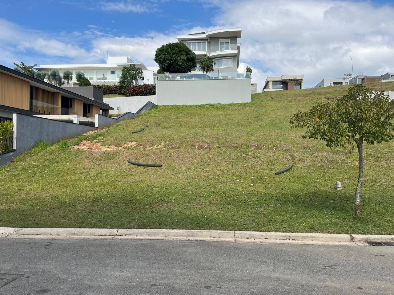 #570 - Terreno em condomínio para Venda em Santana de Parnaíba - SP