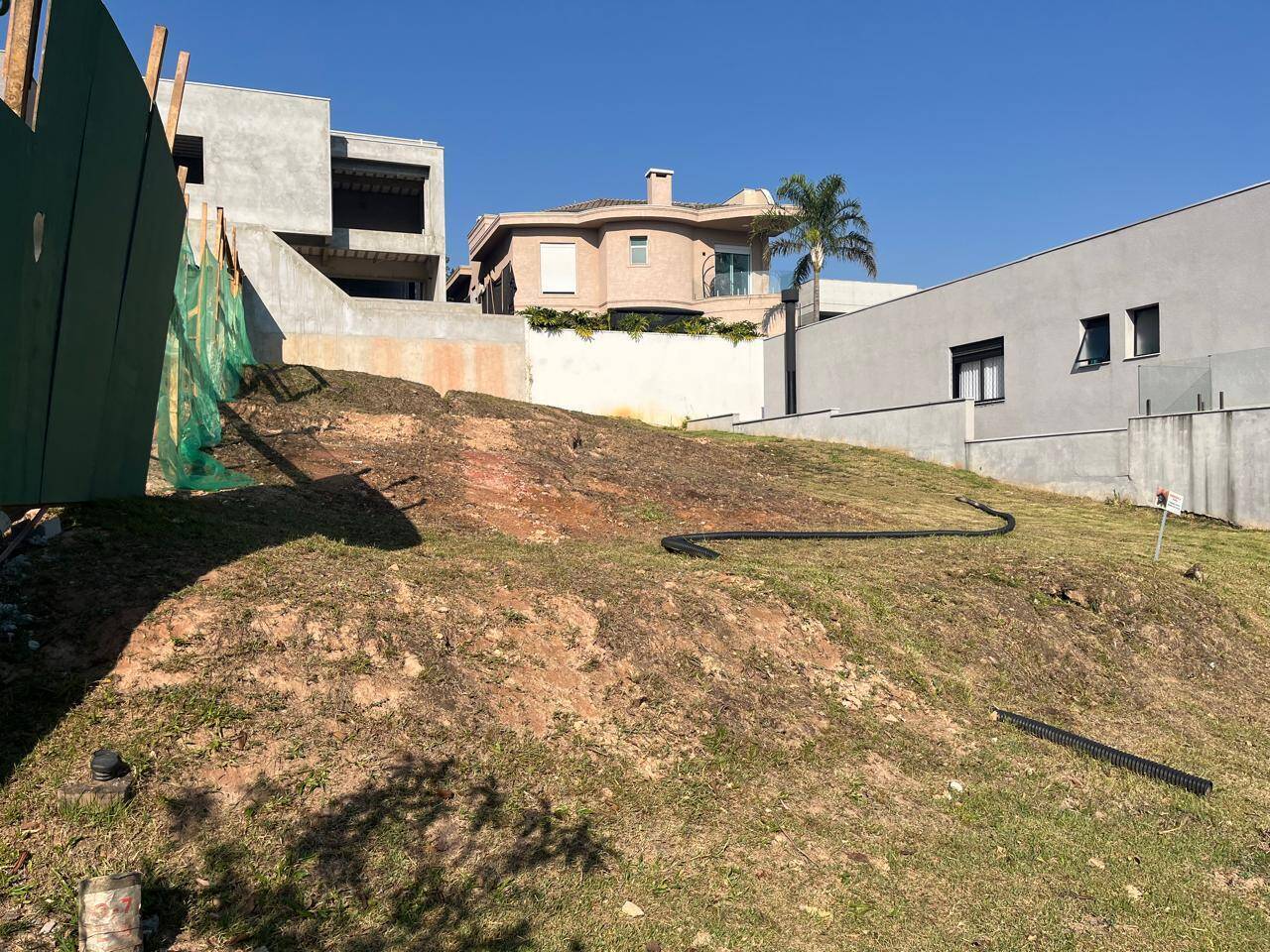 #658 - Terreno em condomínio para Venda em Santana de Parnaíba - SP