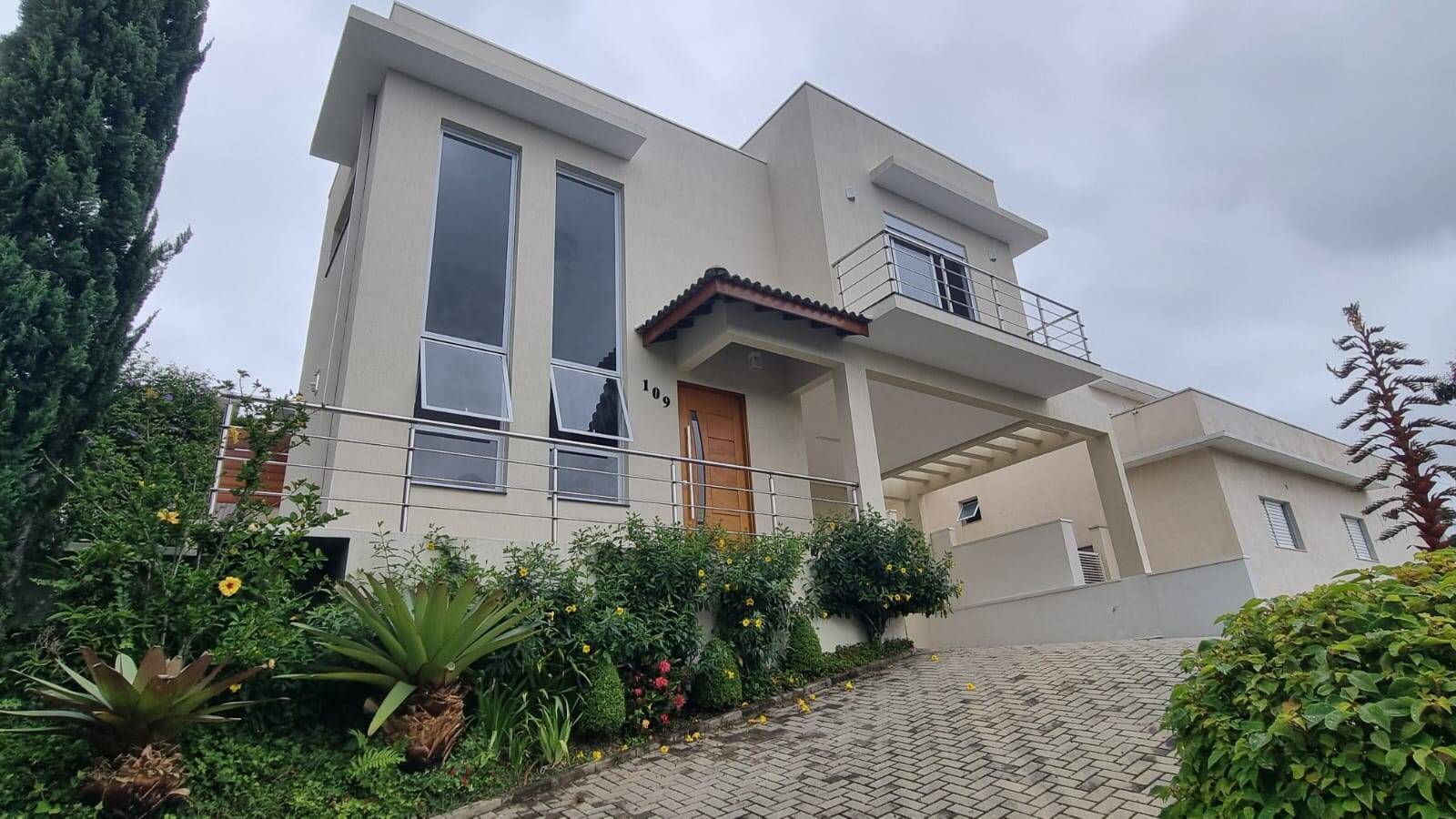 #666 - Casa em condomínio para Venda em Cotia - SP