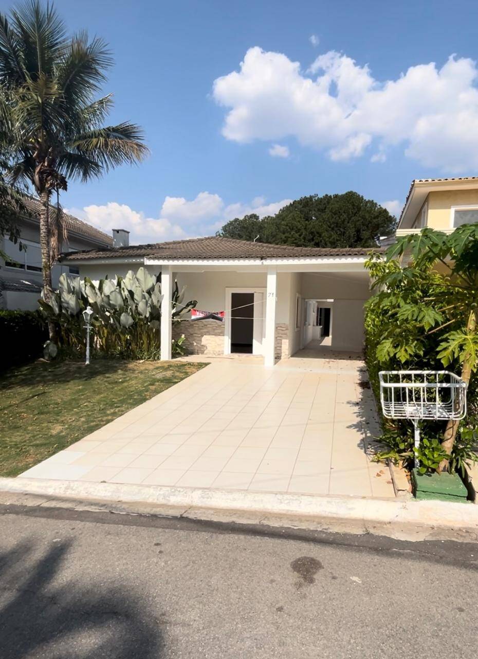 #694 - Casa em condomínio para Venda em Santana de Parnaíba - SP