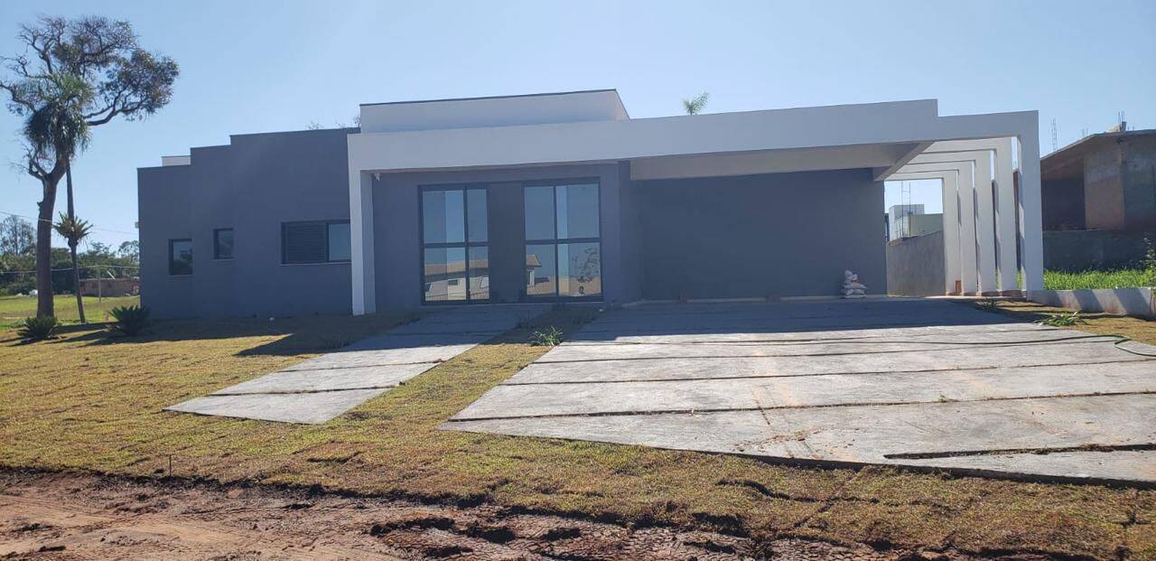 #695 - Casa para Venda em Arandu - SP