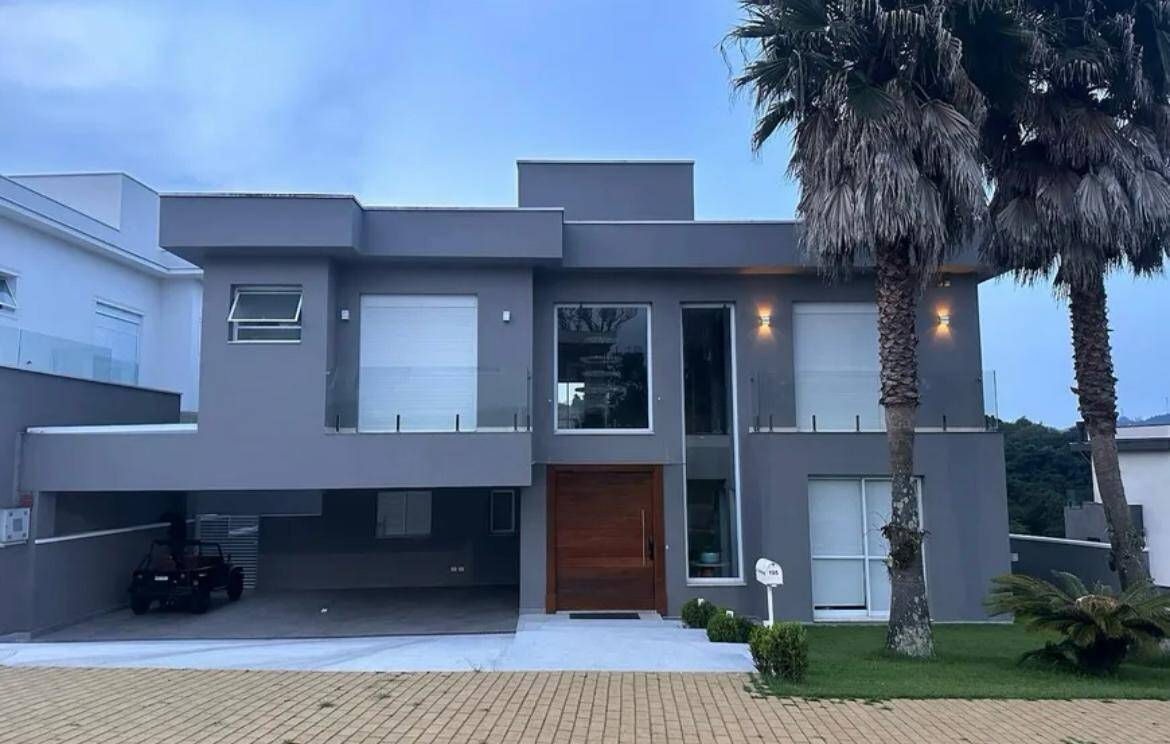 #738 - Casa em condomínio para Venda em Santana de Parnaíba - SP