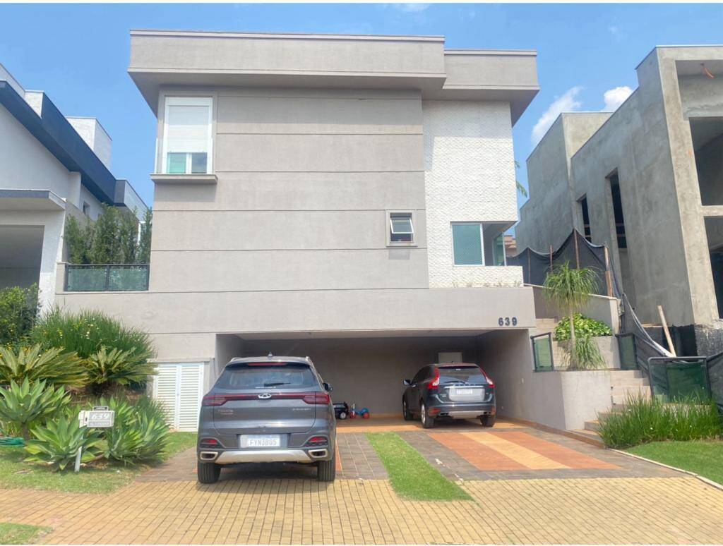 #743 - Casa em condomínio para Venda em Santana de Parnaíba - SP
