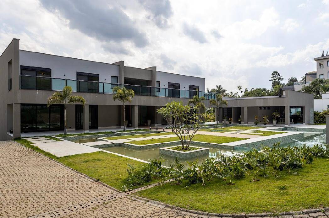 #813 - Casa em condomínio para Venda em Barueri - SP