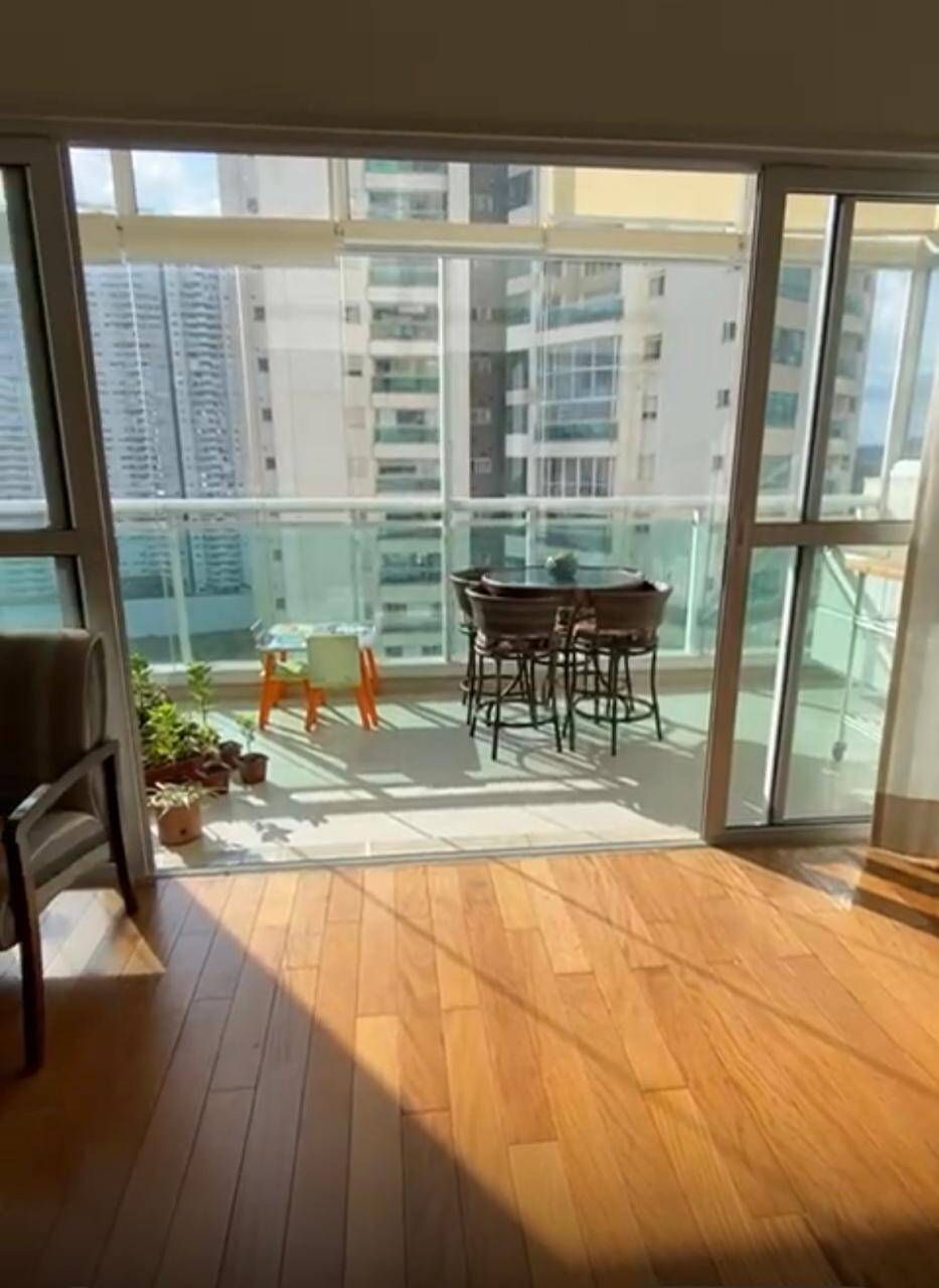 #818 - Apartamento para Venda em Barueri - SP