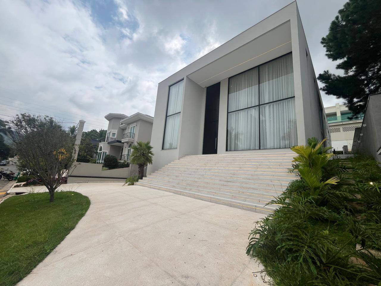 #830 - Casa em condomínio para Venda em Santana de Parnaíba - SP