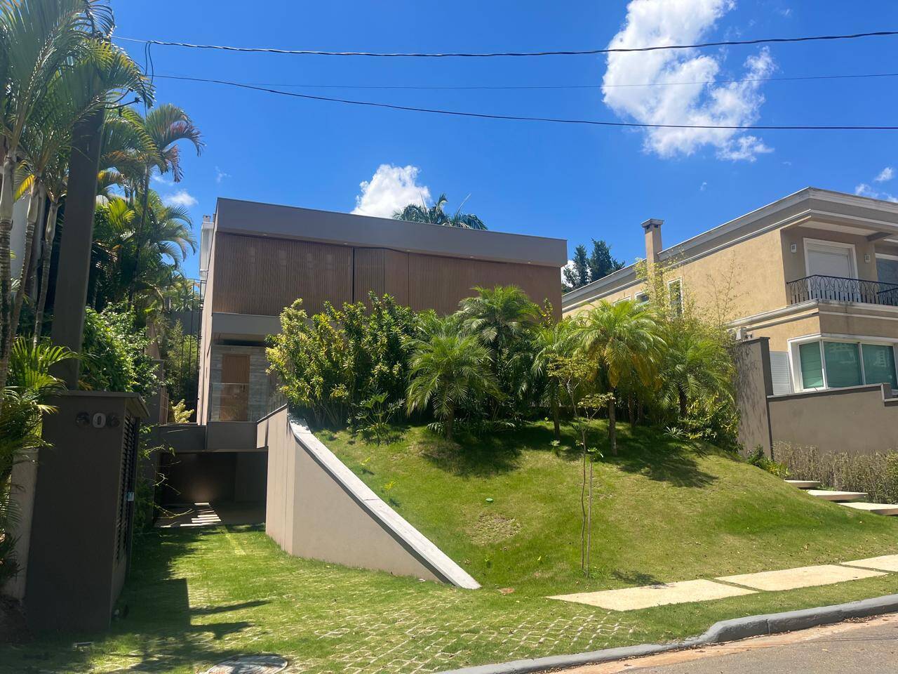 #527 - Casa em condomínio para Venda em Barueri - SP