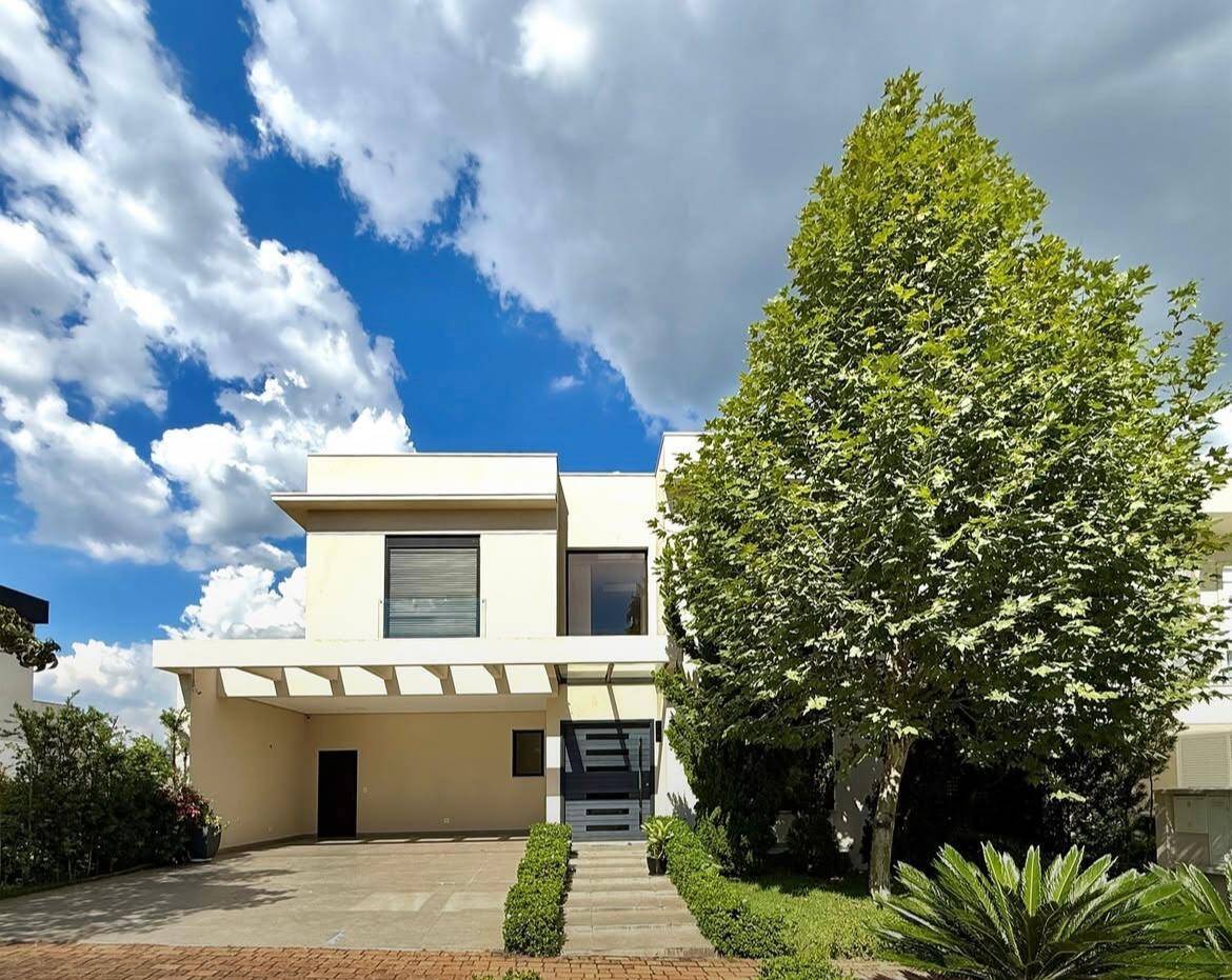 #872 - Casa em condomínio para Venda em Santana de Parnaíba - SP