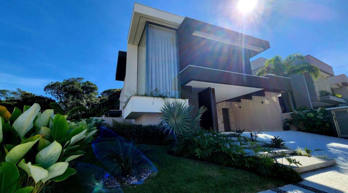 #882 - Casa em condomínio para Venda em Bertioga - SP