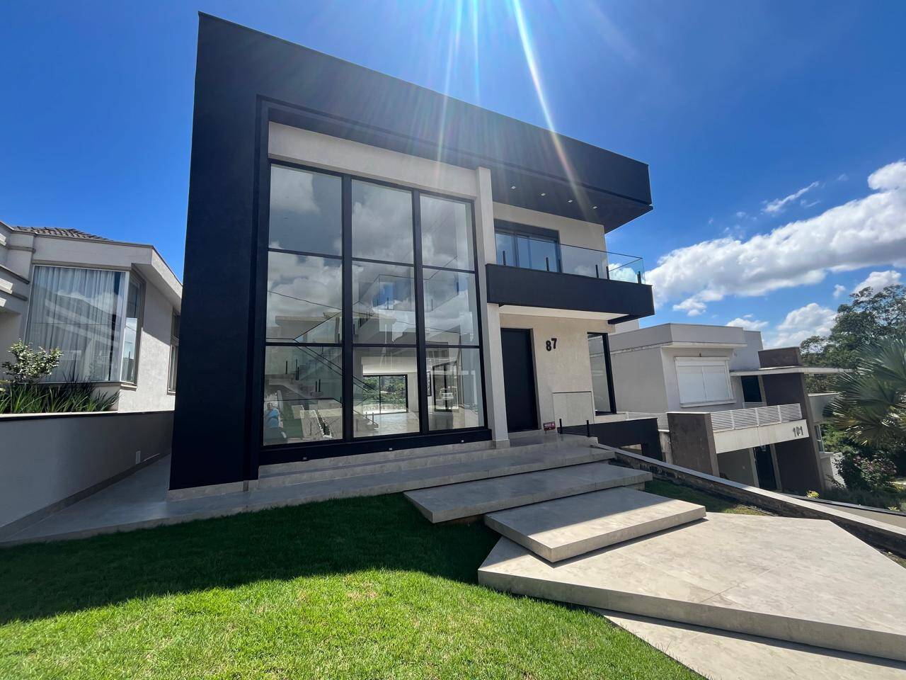 #877 - Casa em condomínio para Venda em Jandira - SP