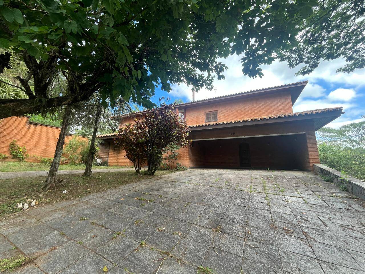 #887 - Casa em condomínio para Venda em Barueri - SP