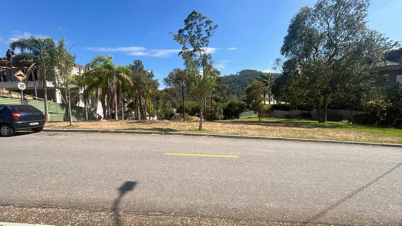 #961 - Terreno em condomínio para Venda em Barueri - SP