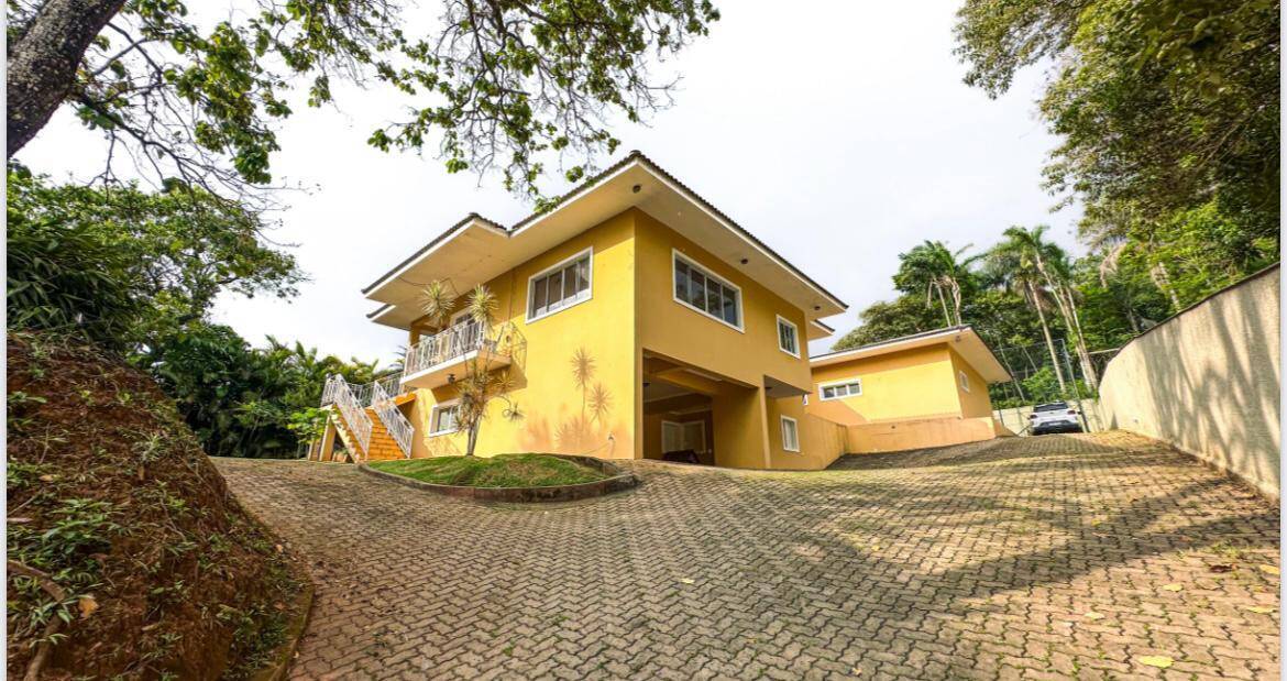 #973 - Casa em condomínio para Venda em Santana de Parnaíba - SP