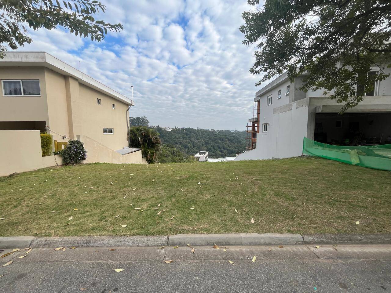 #1005 - Terreno em condomínio para Venda em Santana de Parnaíba - SP