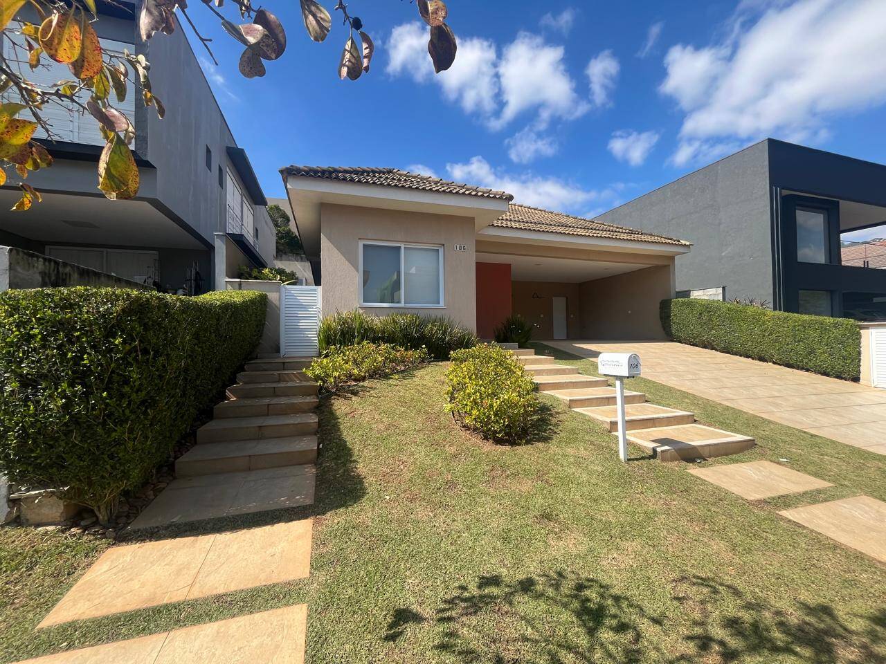 #737 - Casa em condomínio para Venda em Santana de Parnaíba - SP