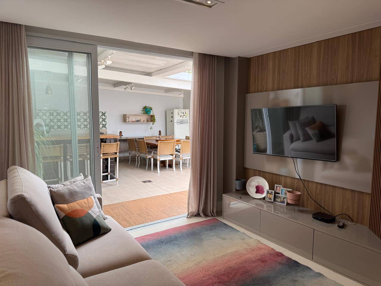 #1051 - Casa em condomínio para Venda em Santana de Parnaíba - SP