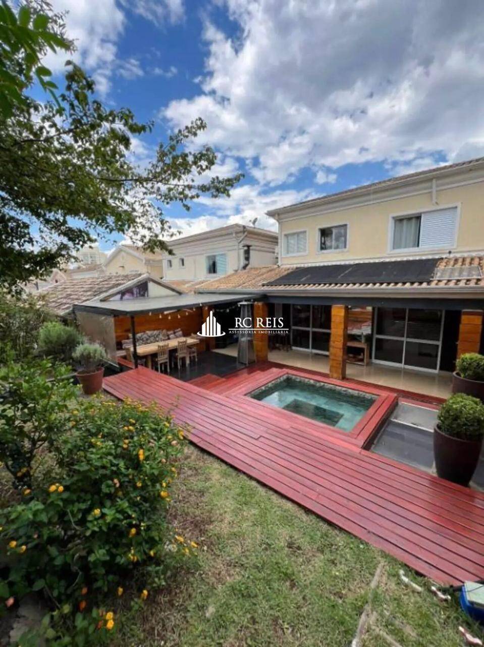 #1115 - Casa em condomínio para Venda em Santana de Parnaíba - SP