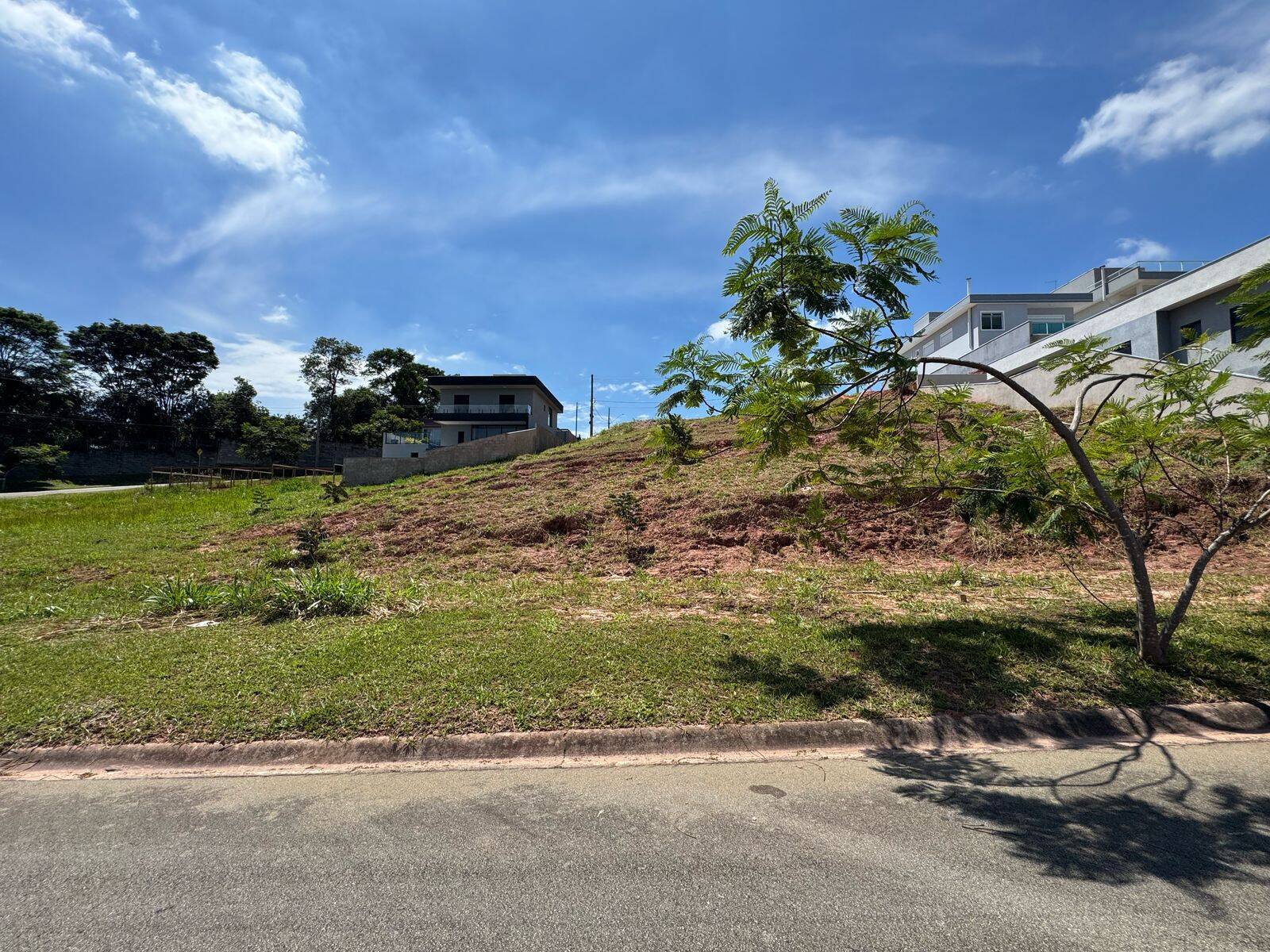 #1122 - Terreno em condomínio para Venda em Cotia - SP