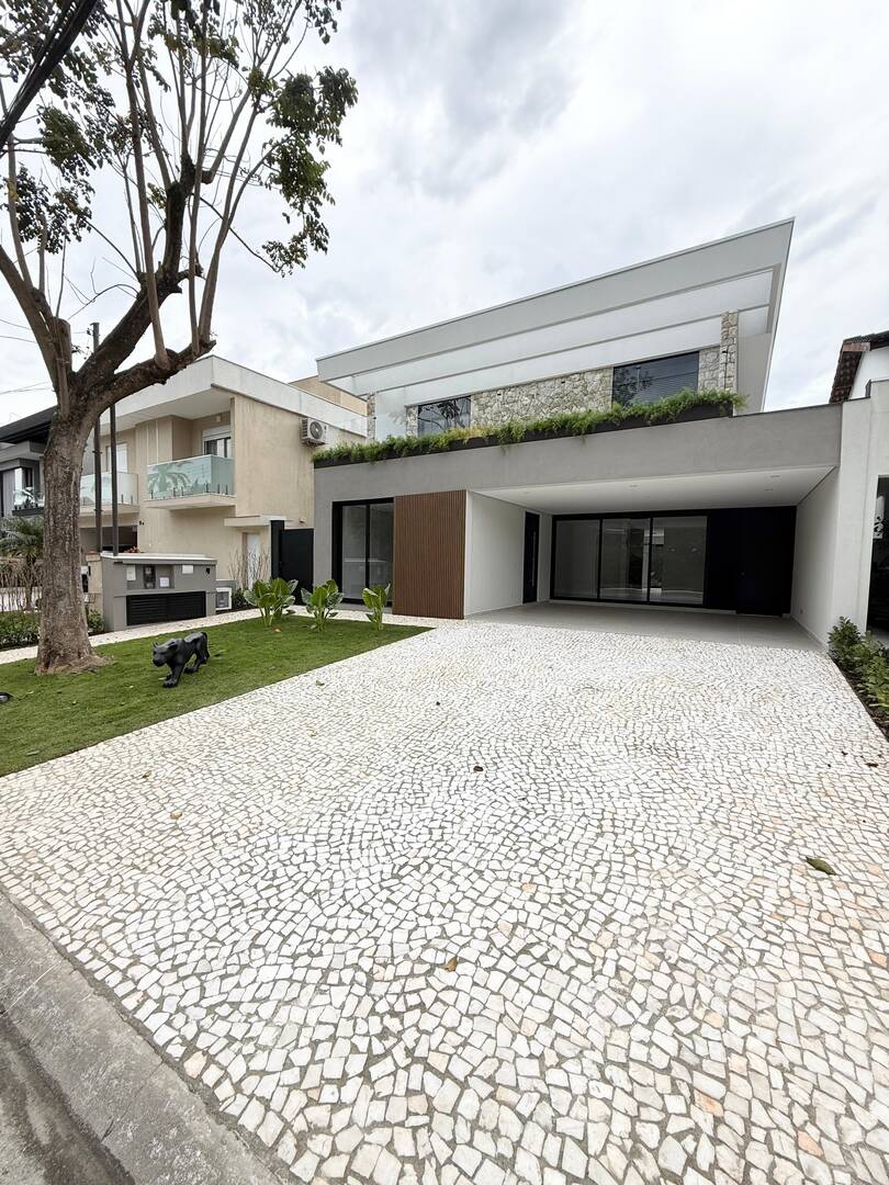 #806 - Casa em condomínio para Venda em Barueri - SP