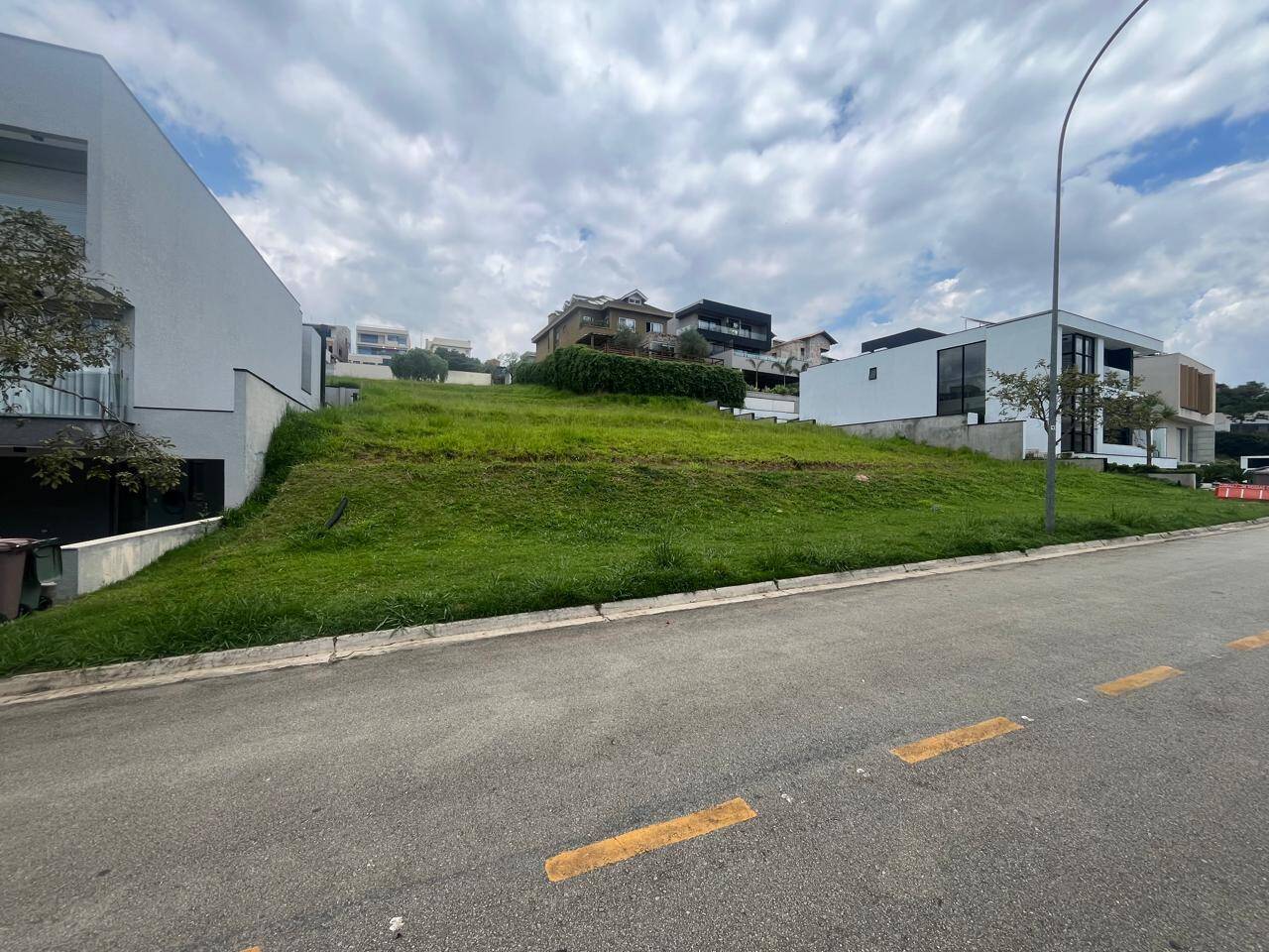 #1200 - Terreno em condomínio para Venda em Santana de Parnaíba - SP