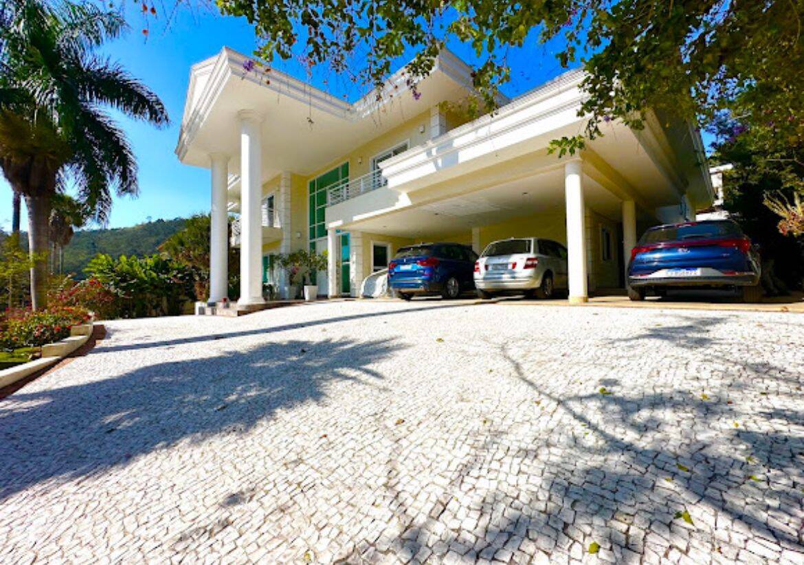 #715 - Casa em condomínio para Venda em Barueri - SP