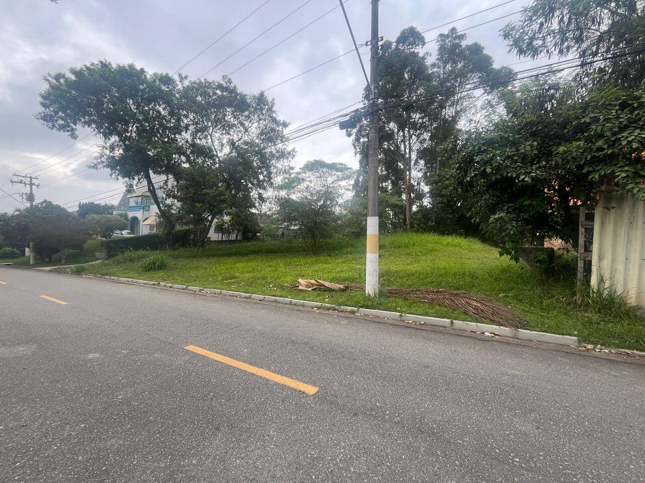 #1247 - Terreno em condomínio para Venda em Barueri - SP