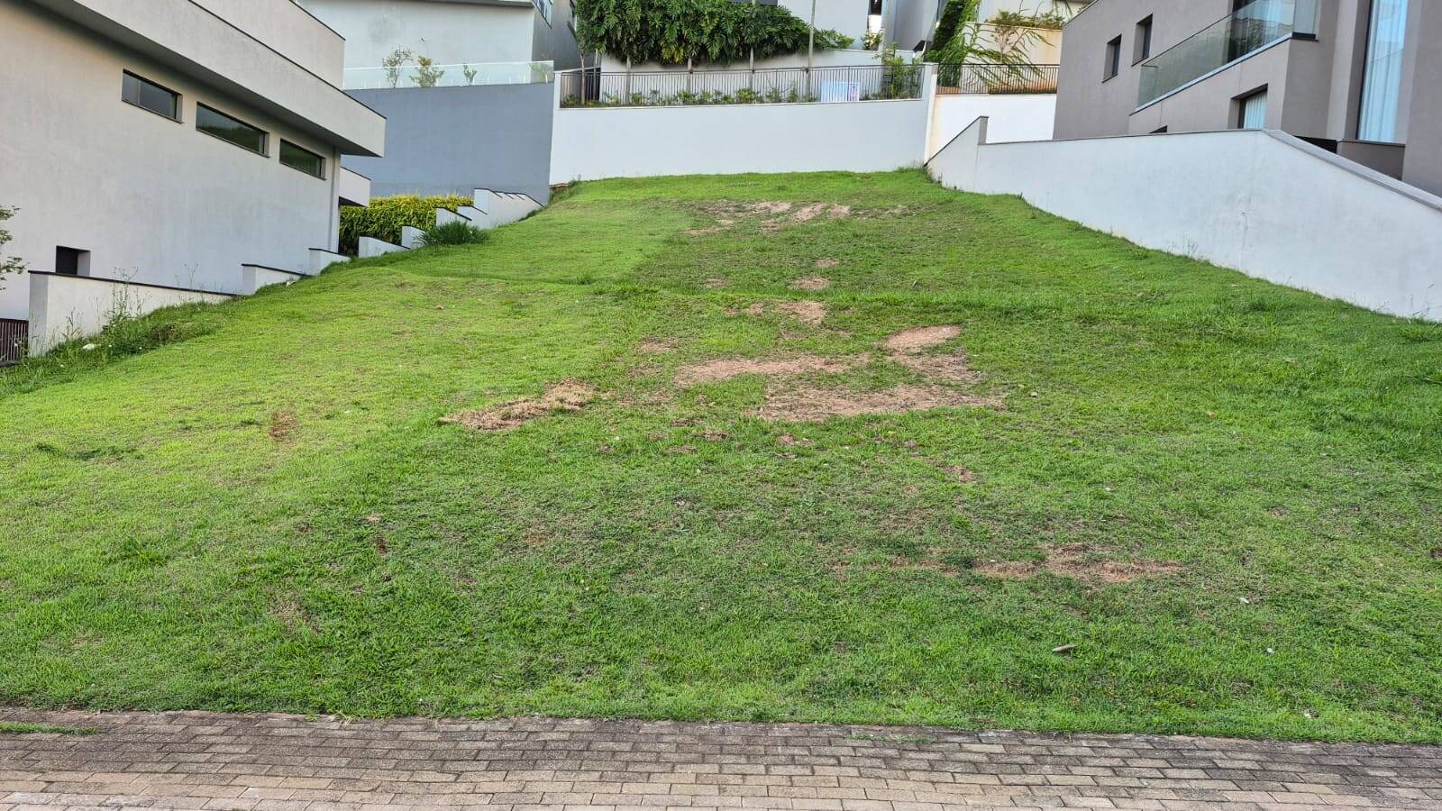 #1293 - Terreno em condomínio para Venda em Barueri - SP