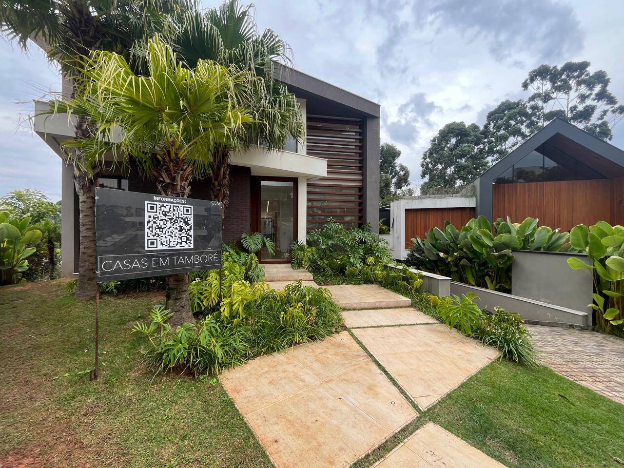 #1323 - Casa em condomínio para Venda em Santana de Parnaíba - SP