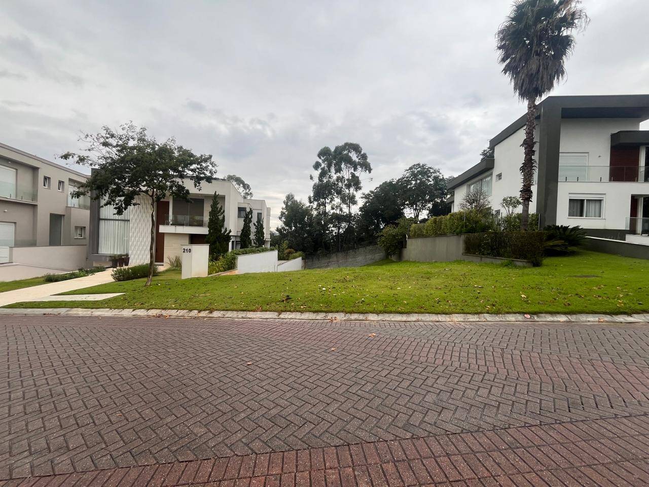 #1324 - Terreno em condomínio para Venda em Santana de Parnaíba - SP