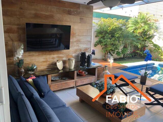 Casa para Venda em Santana de Parnaíba - 3