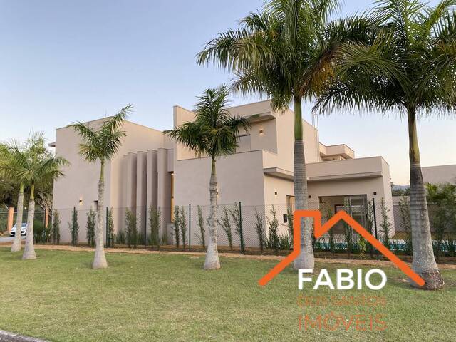 Casa para Venda em Santana de Parnaíba - 3