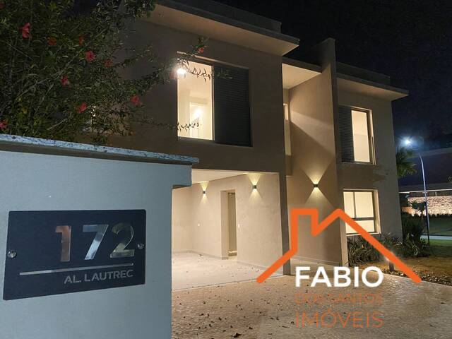 Casa para Venda em Santana de Parnaíba - 5