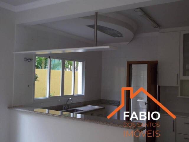 Casa para Venda em Santana de Parnaíba - 5