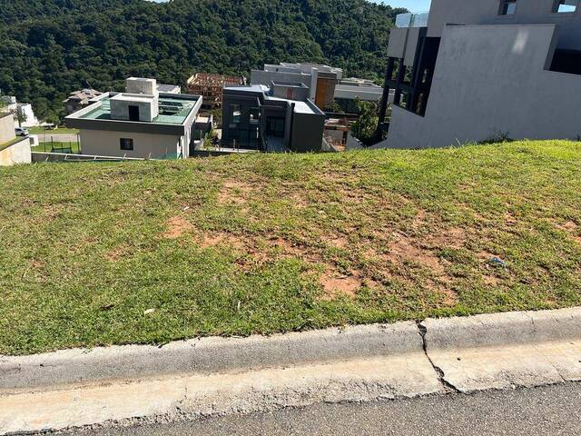 #330 - Terreno em condomínio para Venda em Santana de Parnaíba - SP