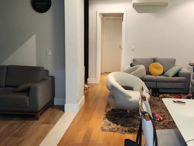 Apartamento para Venda em Santana de Parnaíba - 4