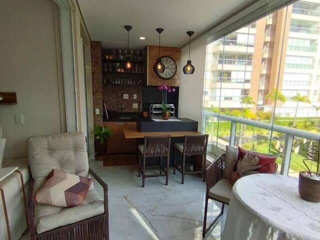 Apartamento para Venda em Santana de Parnaíba - 5