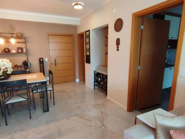 Apartamento para Venda em Santana de Parnaíba - 4