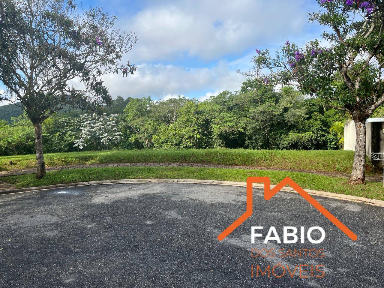 Terreno, 1087 m² - Foto 1