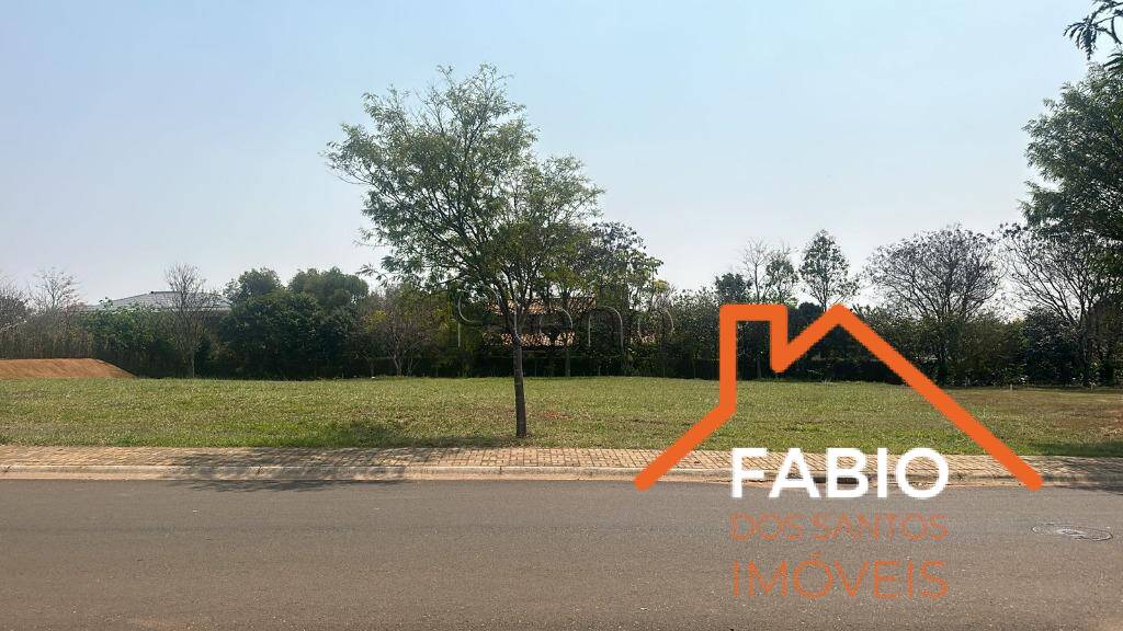 Terreno à venda, 2767m² - Foto 1