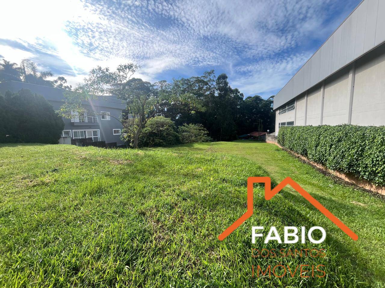 Terreno à venda, 2195m² - Foto 1