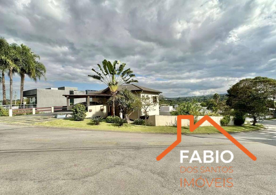 Casa de Condomínio à venda com 3 quartos, 330m² - Foto 1